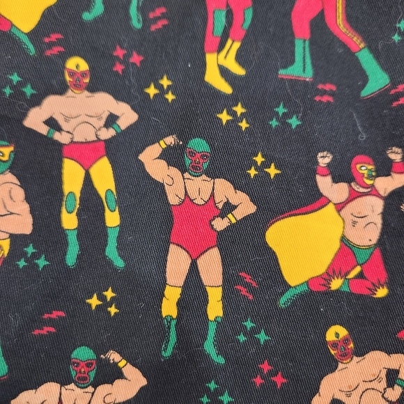 Forever 21 Shorts Mens 36 Black Mexican Wresting Lucha Libre All Over Print Rare - Picture 2 of 12